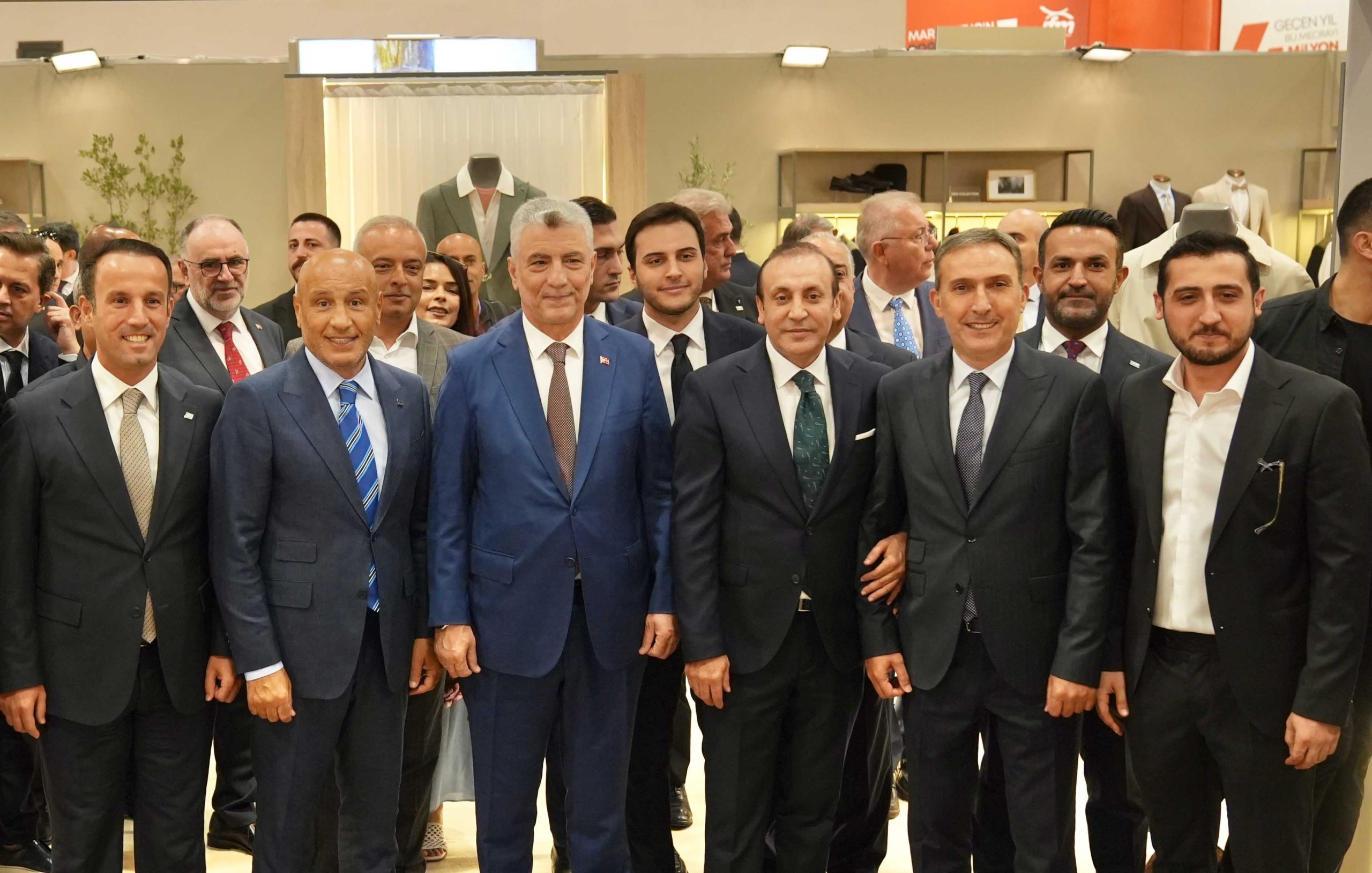 Tekstil ve hazır giyim sektörümüzü  asla göz ardı etmiyoruz