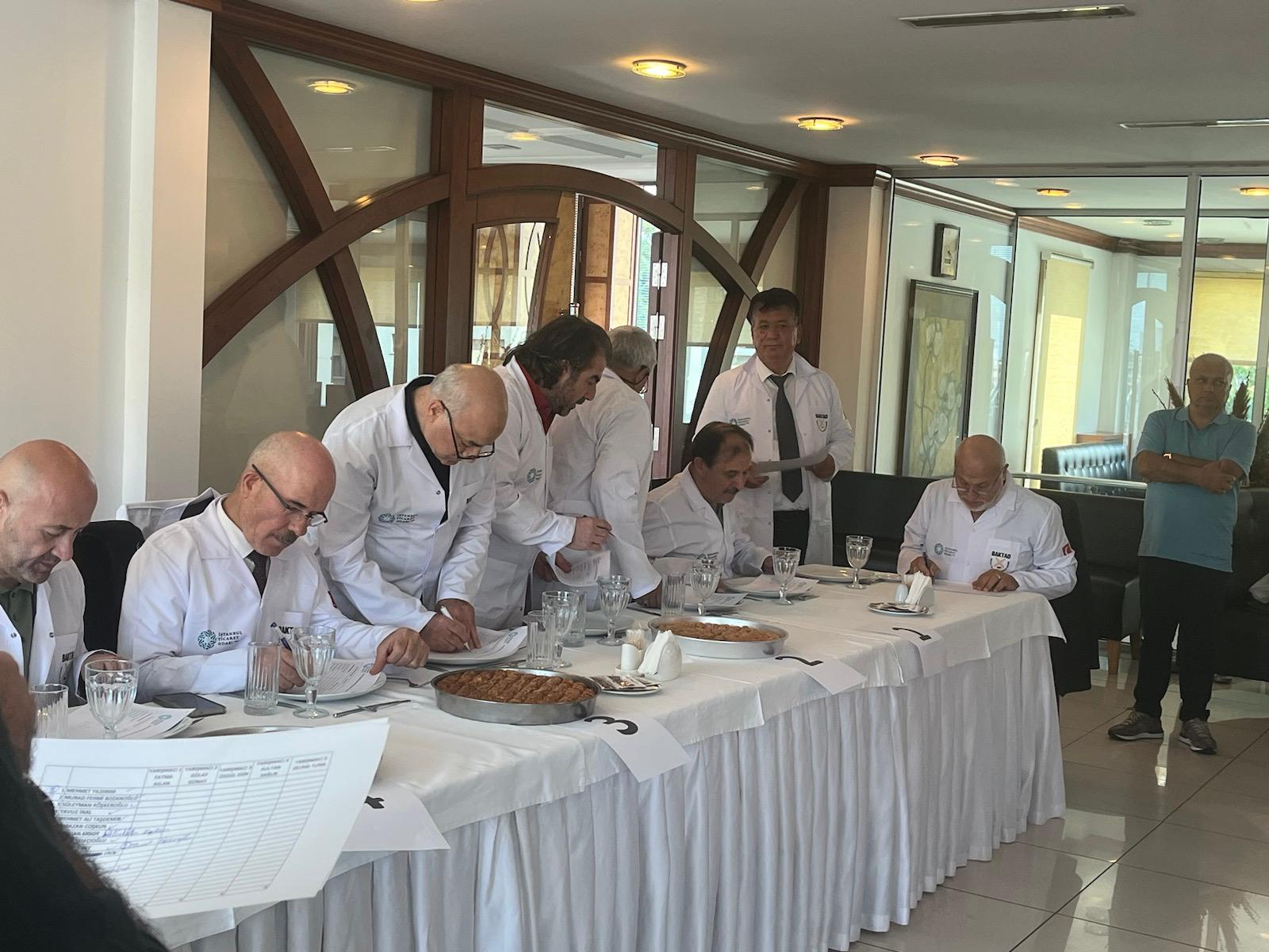 4 .Kadınlar Arası Ev Baklavası Yarışması BAKTAD tarafından yapıldı