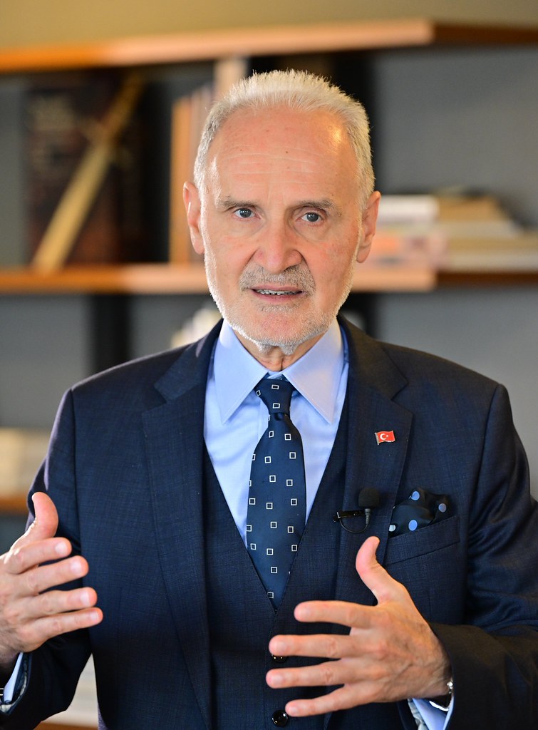 İTO Başkanı Avdagiç’ten “Türkiye kendi yapay zeka vatanını geliştirmeli” mesajı: